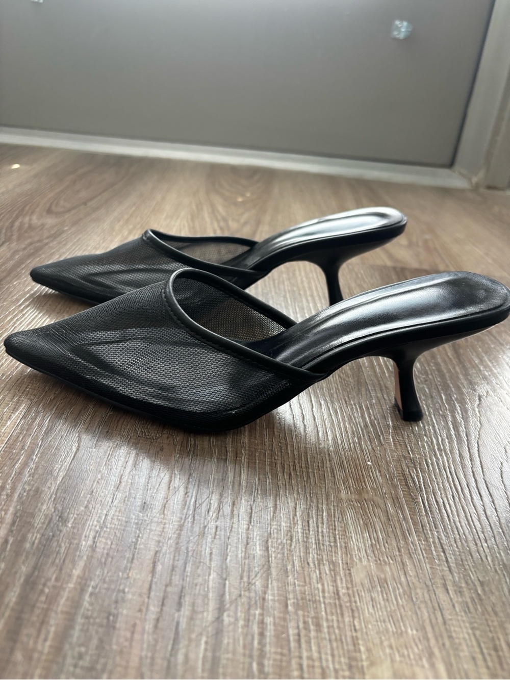 Black Mesh Pointed-Toe Kitten Heels